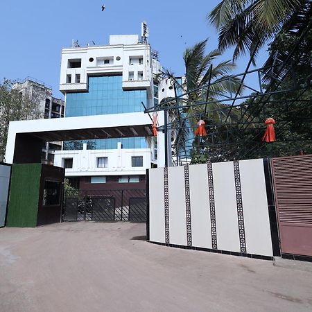 Quaint Suites Hotel & Banquet Mumbai Exterior photo