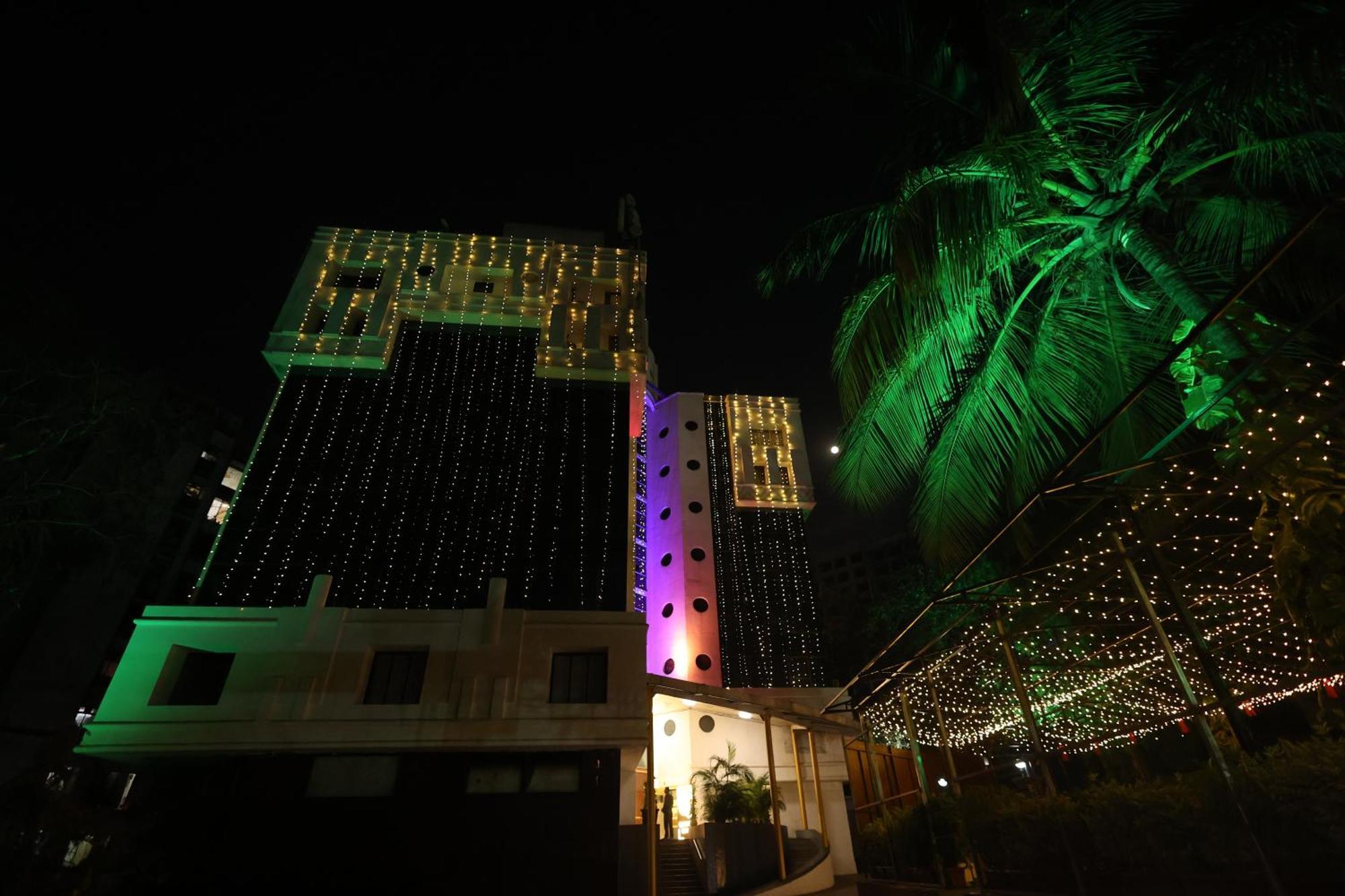 Quaint Suites Hotel & Banquet Mumbai Exterior photo